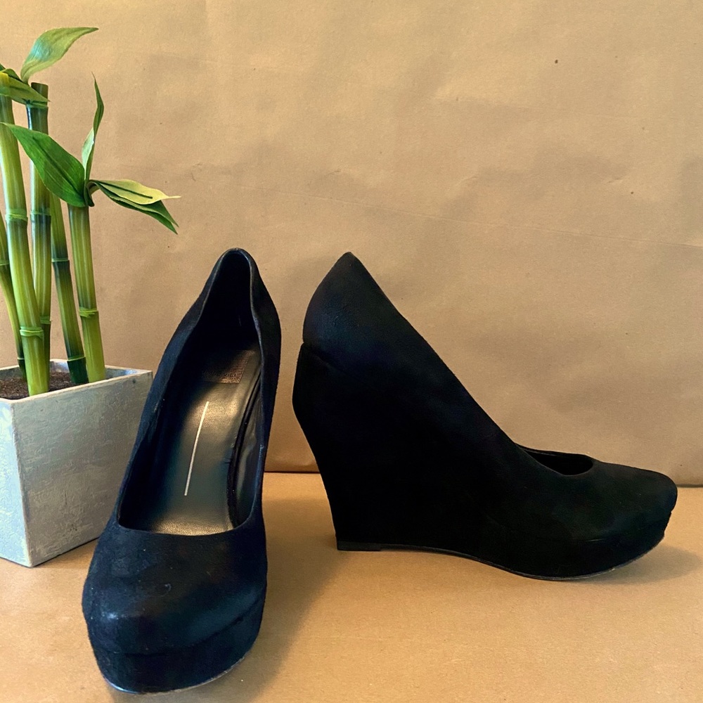 Wedge shoes